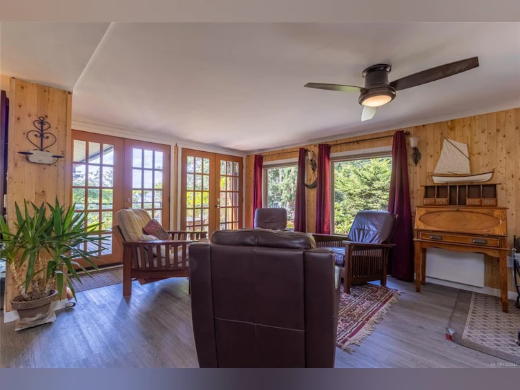 3707 Rope Road, Pender Island, BC, V0N 2M2 - 23