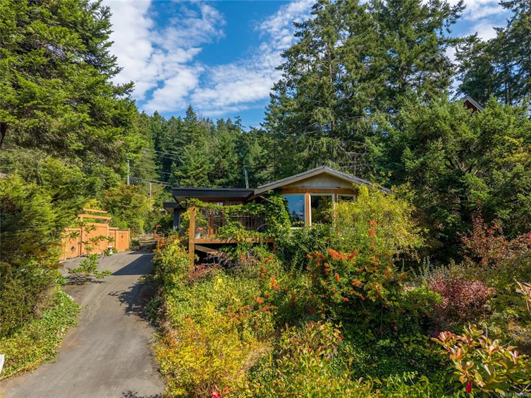3707 Rope Road, Pender Island, BC, V0N 2M2 - 5