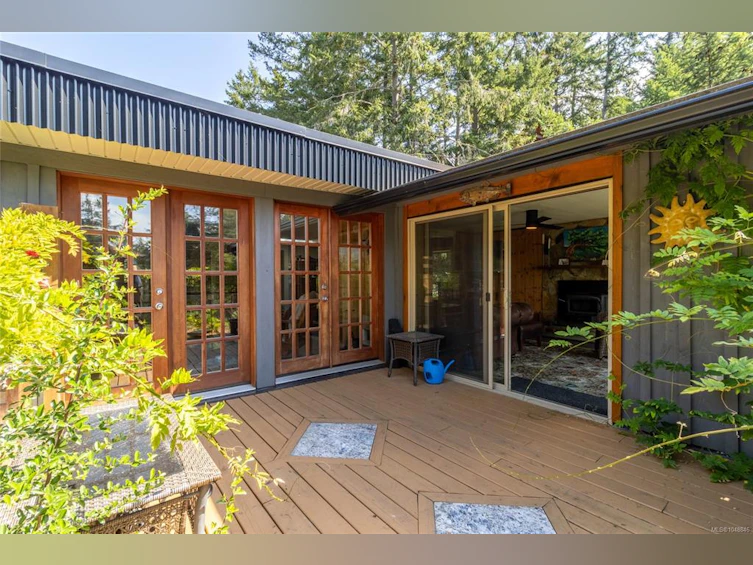 3707 Rope Road, Pender Island, BC, V0N 2M2 - 38