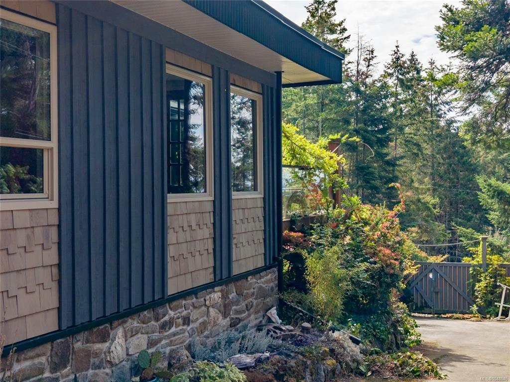 3707 Rope Road, Pender Island, BC, V0N 2M2 - 12