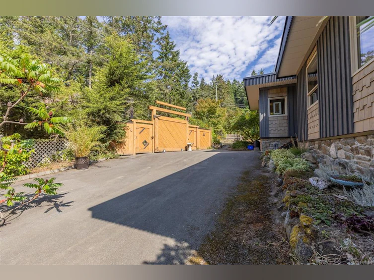 3707 Rope Road, Pender Island, BC, V0N 2M2 - 55