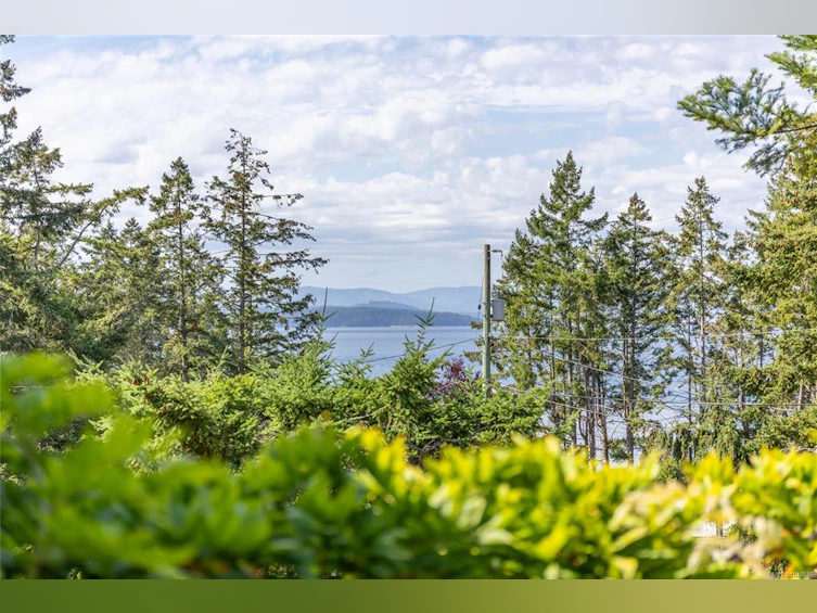 3707 Rope Road, Pender Island, BC, V0N 2M2 - 34