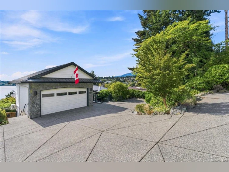 1410 Sherwood Drive, Nanaimo, BC, V9T 1G7 - 2