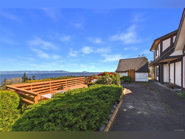 5246 Lost Lake Road, Nanaimo, BC, V9T 5E5 - 44