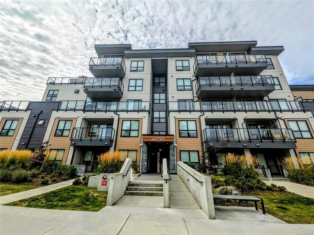 107-4030 Shelbourne Street, Saanich, BC, V8N 3E4