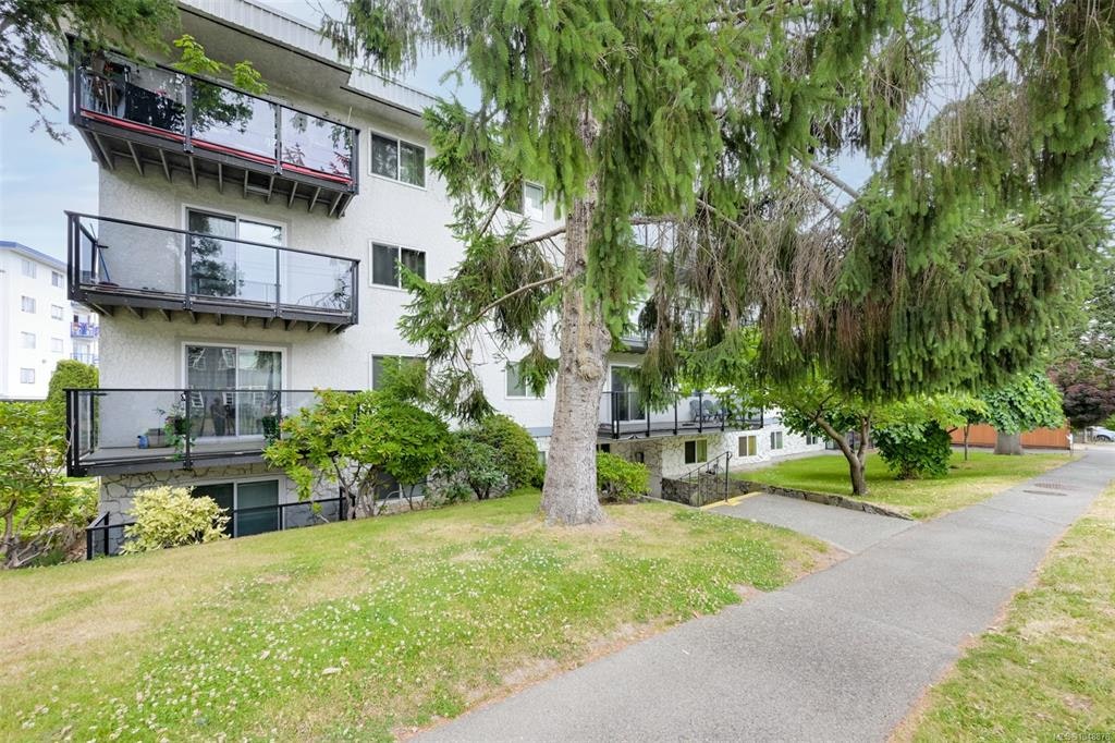 403-859 Carrie Street, Esquimalt, BC, V9A 5R5