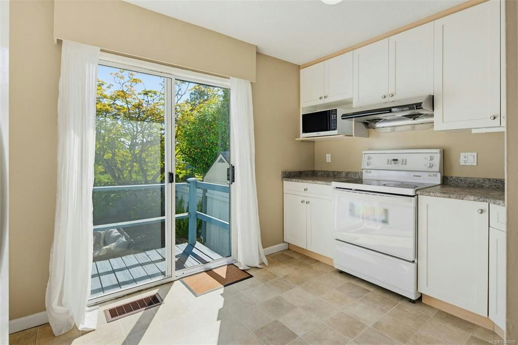 59-3987 Gordon Head Road, Saanich, BC, V8N 3X5 - 5
