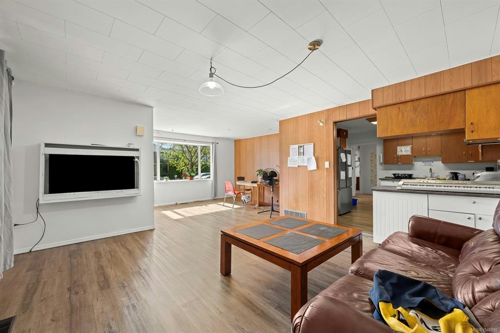 719 / 721 8th Street, Courtenay, BC, V9N 1N6 - 14