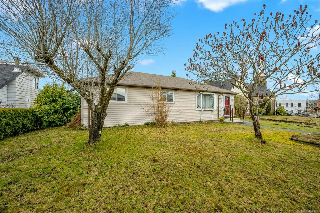 719 / 721 8th Street, Courtenay, BC, V9N 1N6 - 32