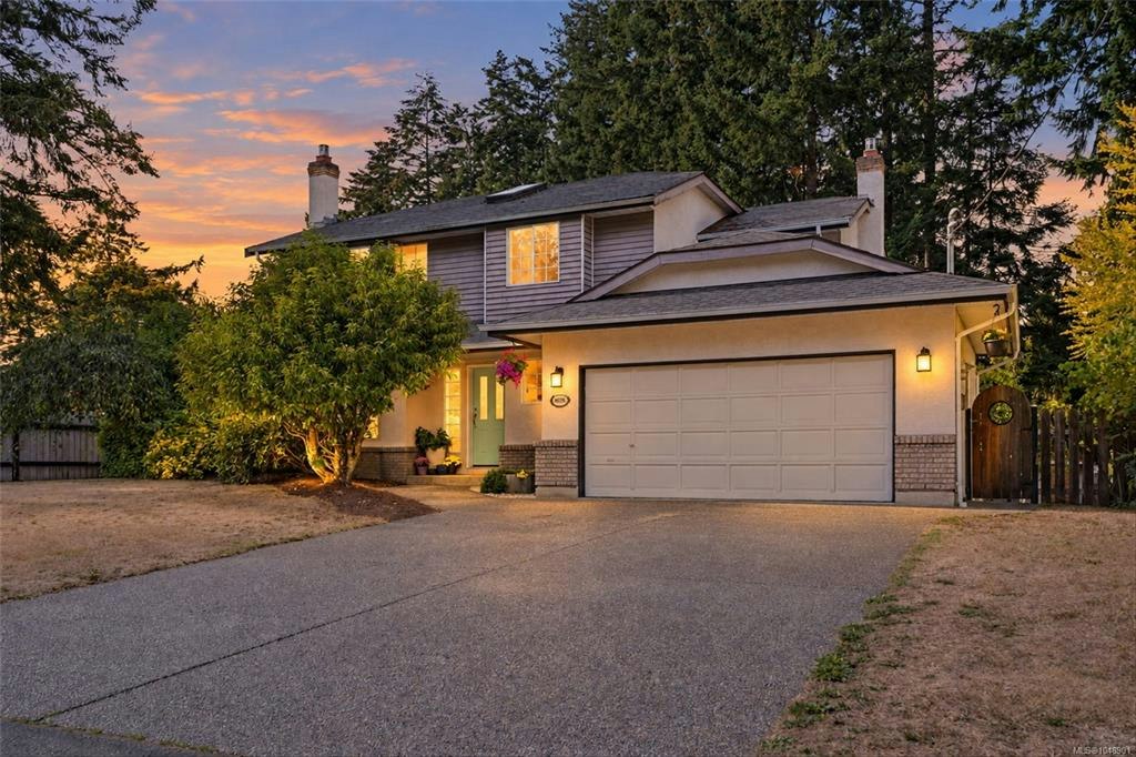 6938 Wallace Drive, Central Saanich, BC, V8M 1G3