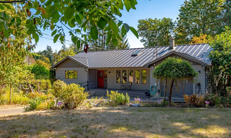 842 Woodland Drive