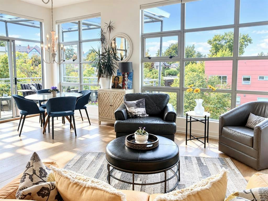401-797 Tyee Road, Victoria, BC, V9A 7R4