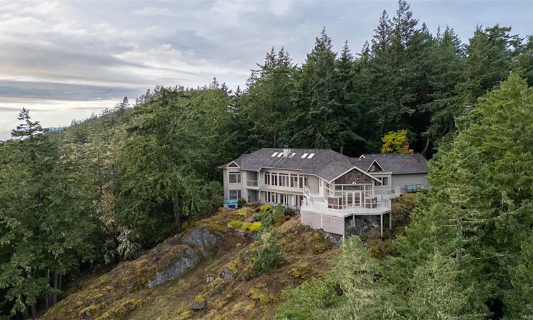 558 Wilderness Place