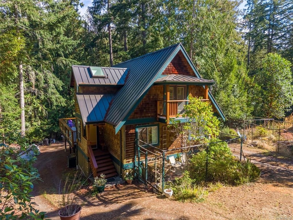 3602 Foc Sle Road, Pender Island, BC, V0N 2M2