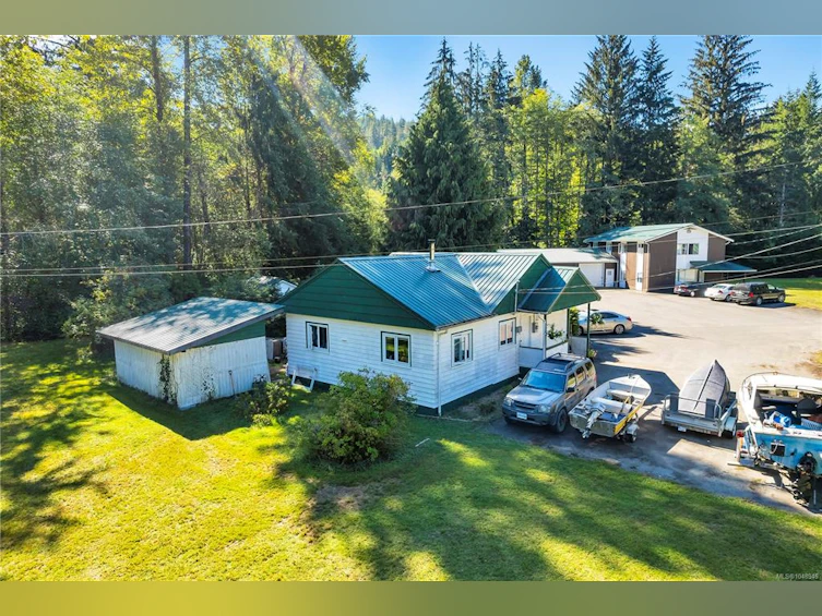 1260 Sayward Road, Kelsey Bay/Sayward, BC, V0P 1R0 - 4