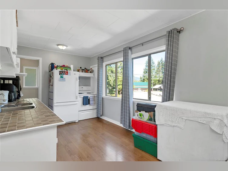 1260 Sayward Road, Kelsey Bay/Sayward, BC, V0P 1R0 - 36