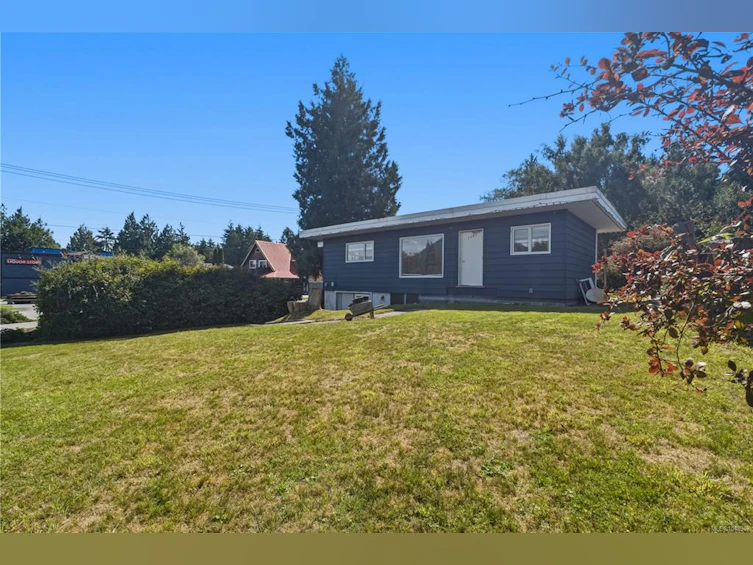 1802 Peninsula Road, Ucluelet, BC, V0R 3A0