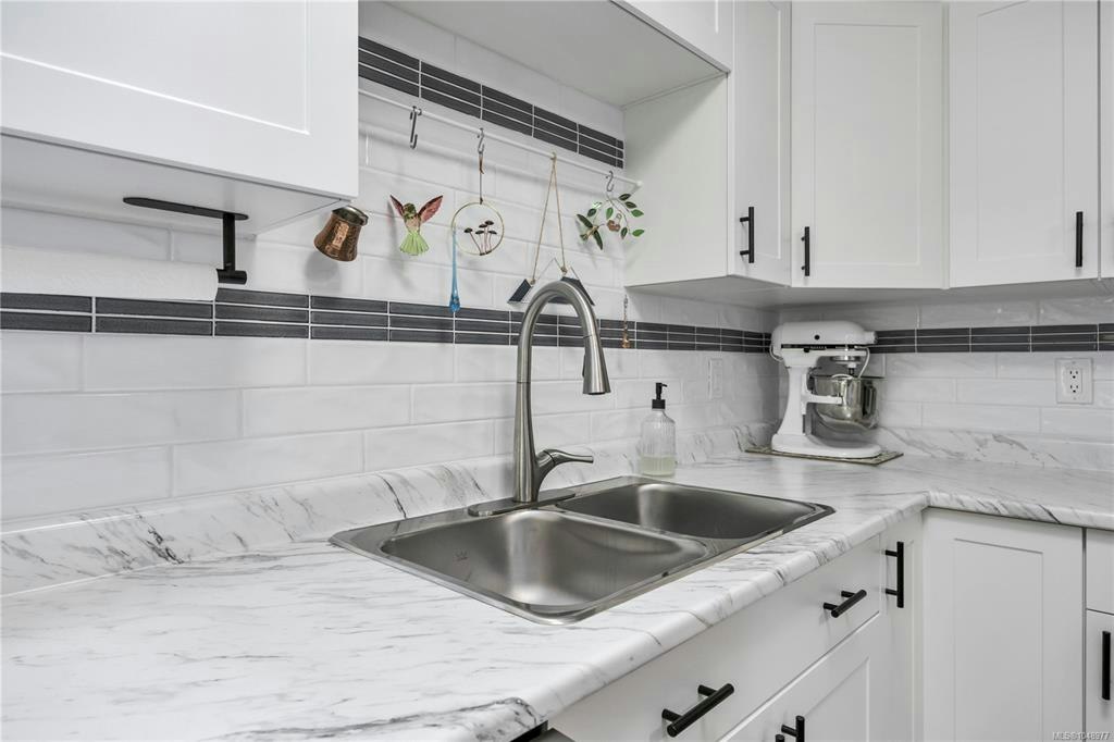3231 Lauren Mary Place, Nanaimo, BC, V9T 5R5 - 6