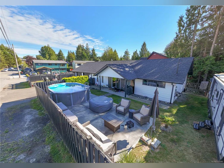 1626 Larch Road, Ucluelet, BC, V0R 3A0 - 10