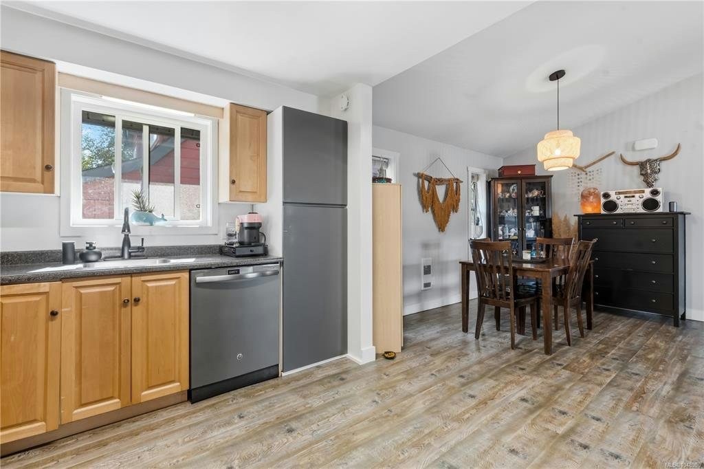 1626 Larch Road, Ucluelet, BC, V0R 3A0 - 19