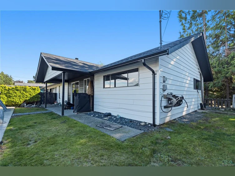 1626 Larch Road, Ucluelet, BC, V0R 3A0 - 12