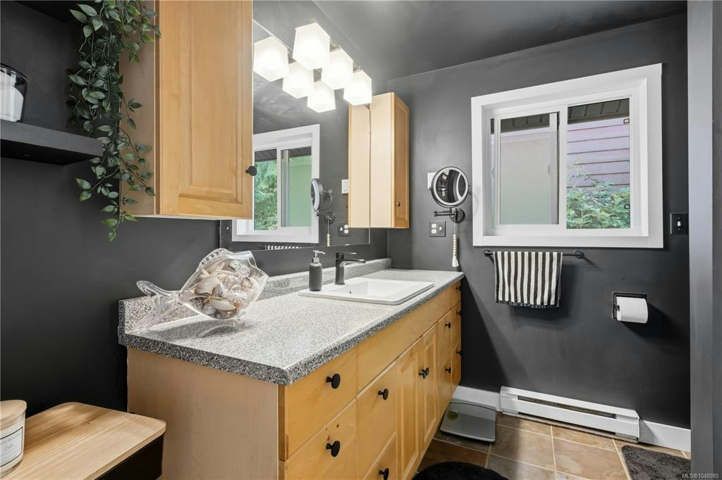 1626 Larch Road, Ucluelet, BC, V0R 3A0 - 24