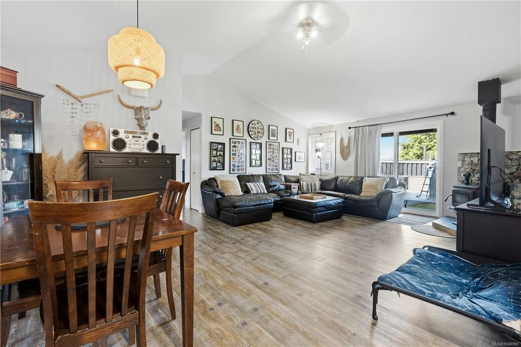 1626 Larch Road - 4