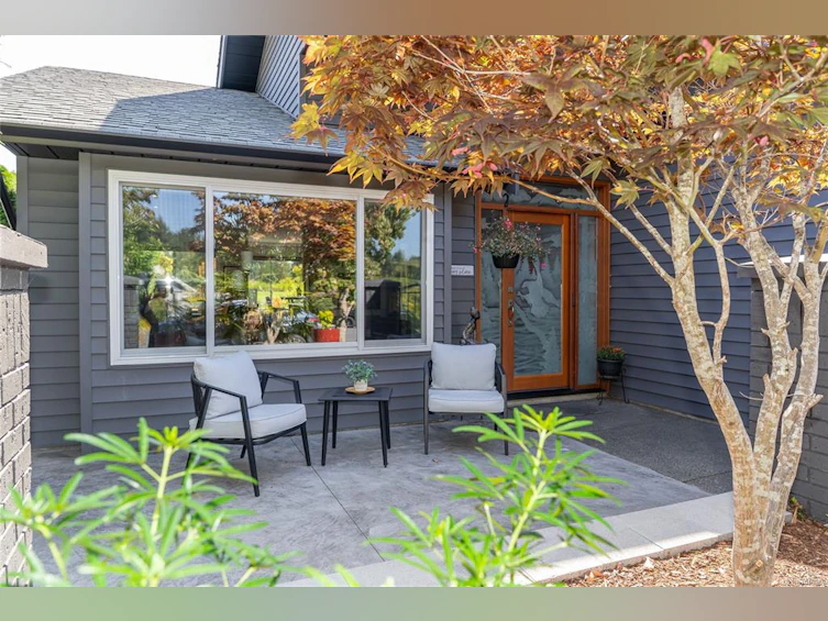 3728 N Arbutus Drive, Cobble Hill, BC, V8H 0K8