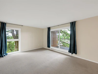 201-4030 Quadra Street - 4