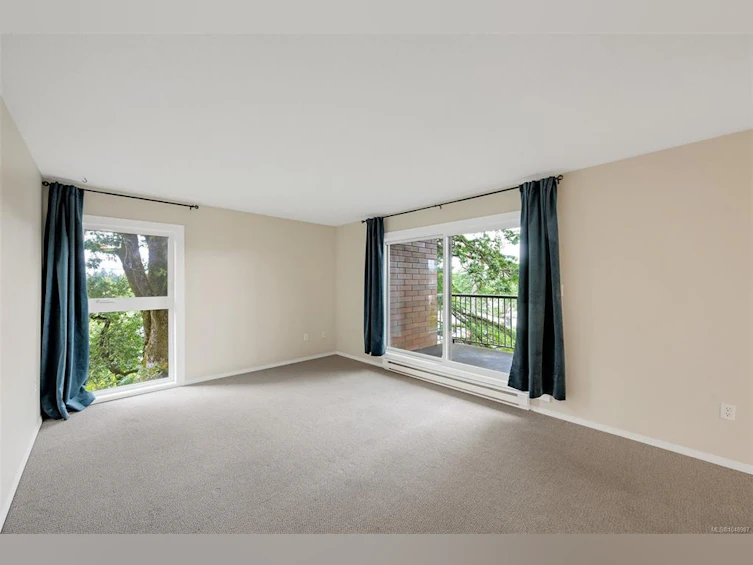 201-4030 Quadra Street, Saanich, BC, V8X 1K2 - 4