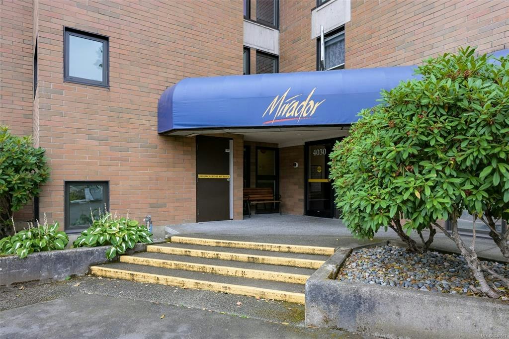 201-4030 Quadra Street, Saanich, BC, V8X 1K2 - 38