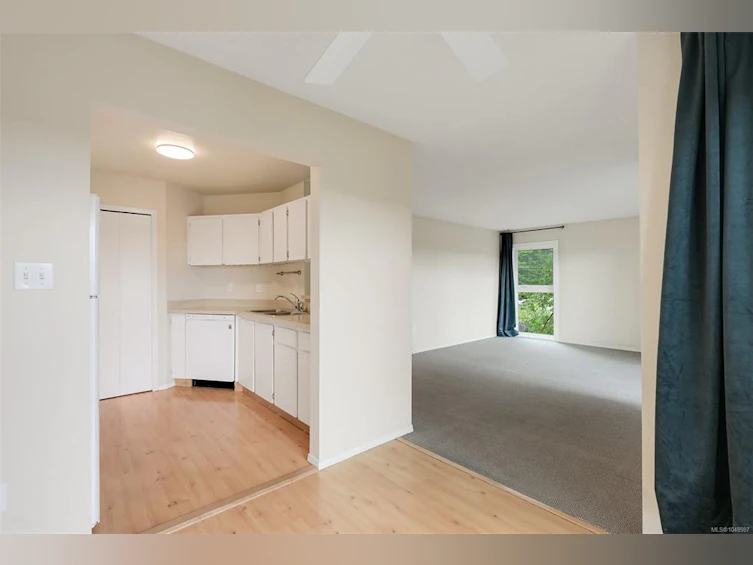 201-4030 Quadra Street, Saanich, BC, V8X 1K2 - 13