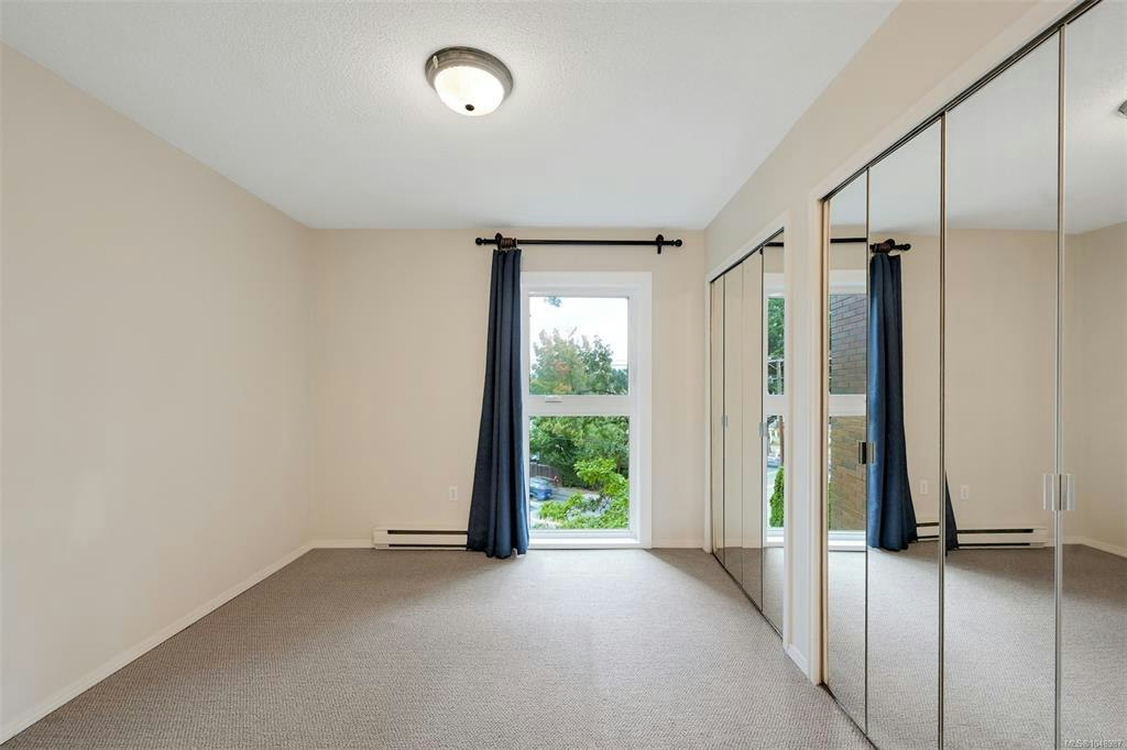 201-4030 Quadra Street, Saanich, BC, V8X 1K2 - 22