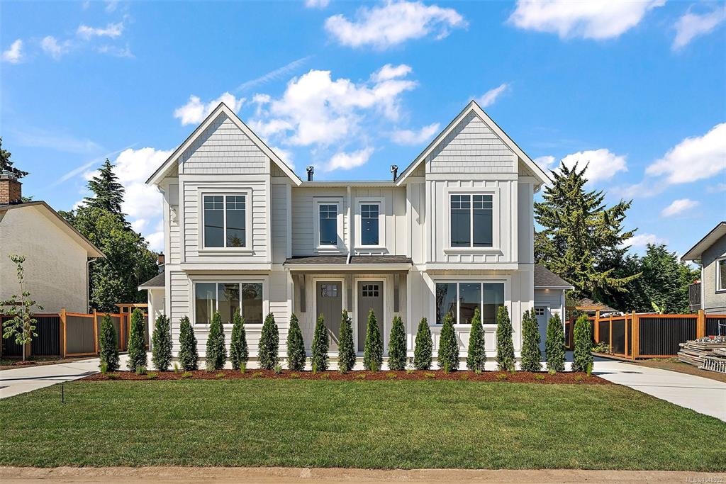 102-1870 Doney Road, Central Saanich, BC, V8M 1K6