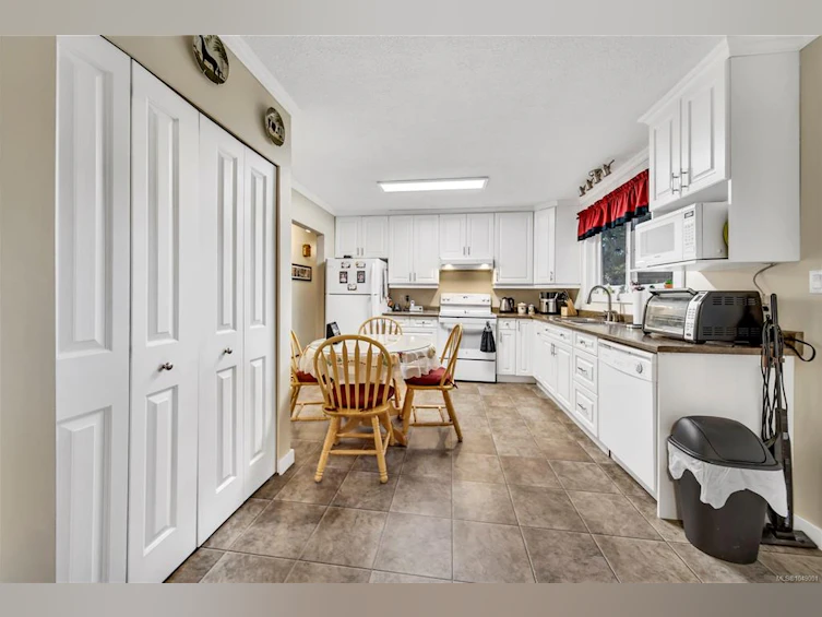 3950 Dunsmuir Street, Port Alberni, BC, V9Y 7T4 - 10