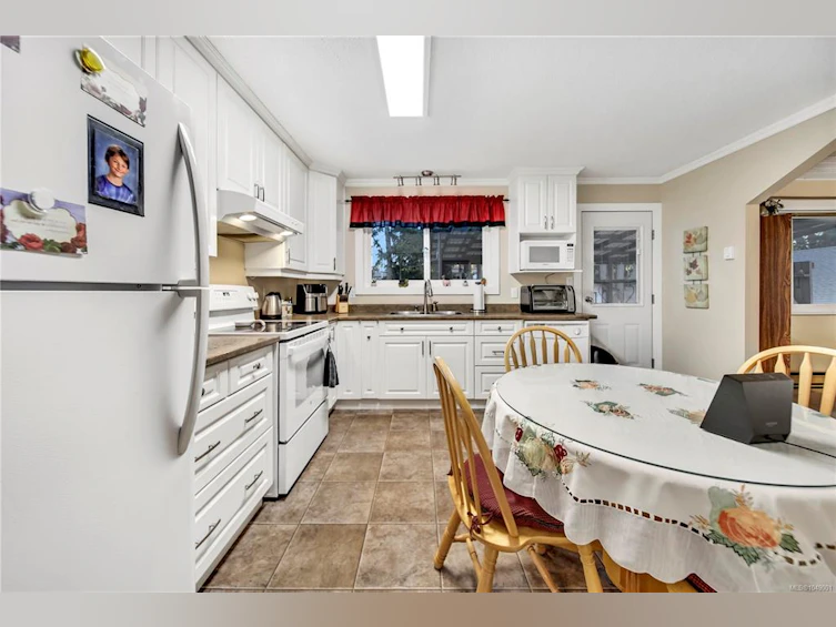 3950 Dunsmuir Street, Port Alberni, BC, V9Y 7T4 - 9