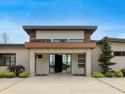 1724 Oak Leaf Drive - 2