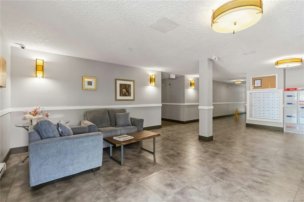 101-4529 West Saanich Road, Saanich, BC, V8Z 3G3 - 17