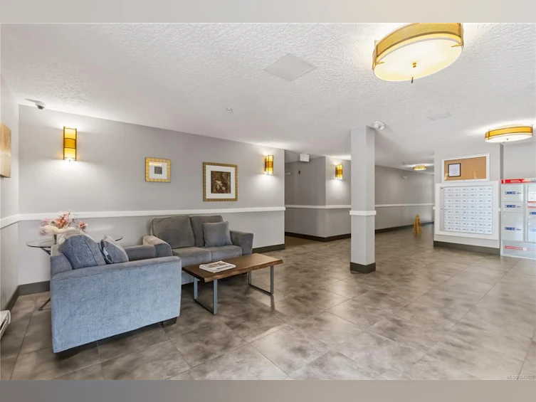 101-4529 West Saanich Road, Saanich, BC, V8Z 3G3 - 17