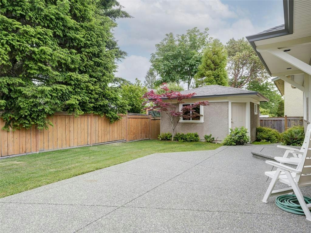 2286 Hazelton Place, Saanich, BC, V8N 5C3 - 27