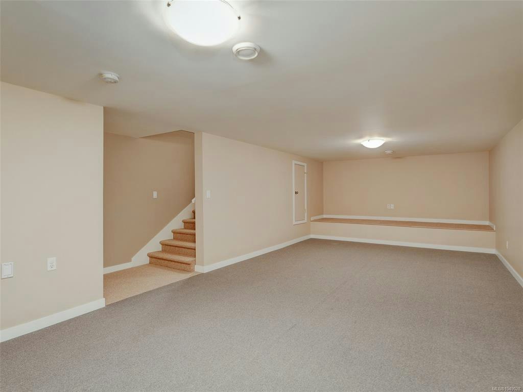 2286 Hazelton Place, Saanich, BC, V8N 5C3 - 21