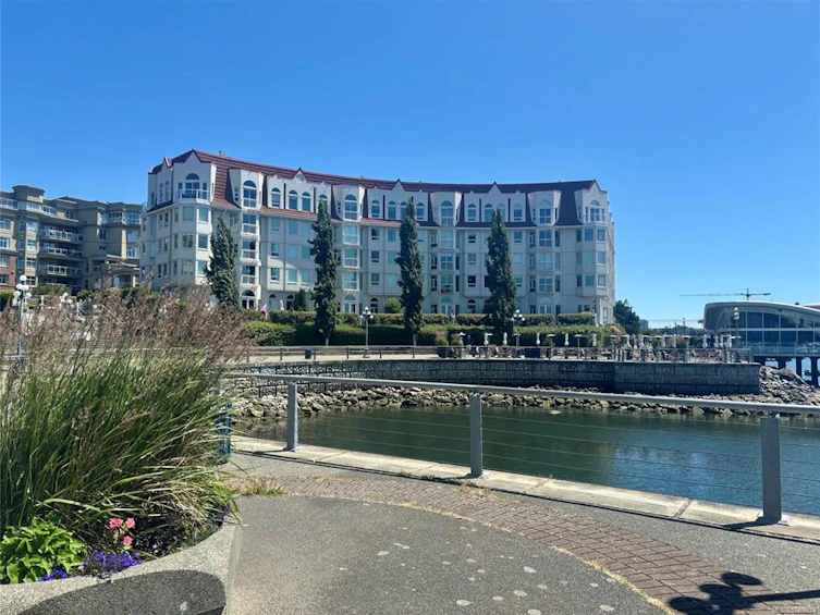 313-10 Paul Kane Place, Victoria, BC, V9A 7J8 - 2