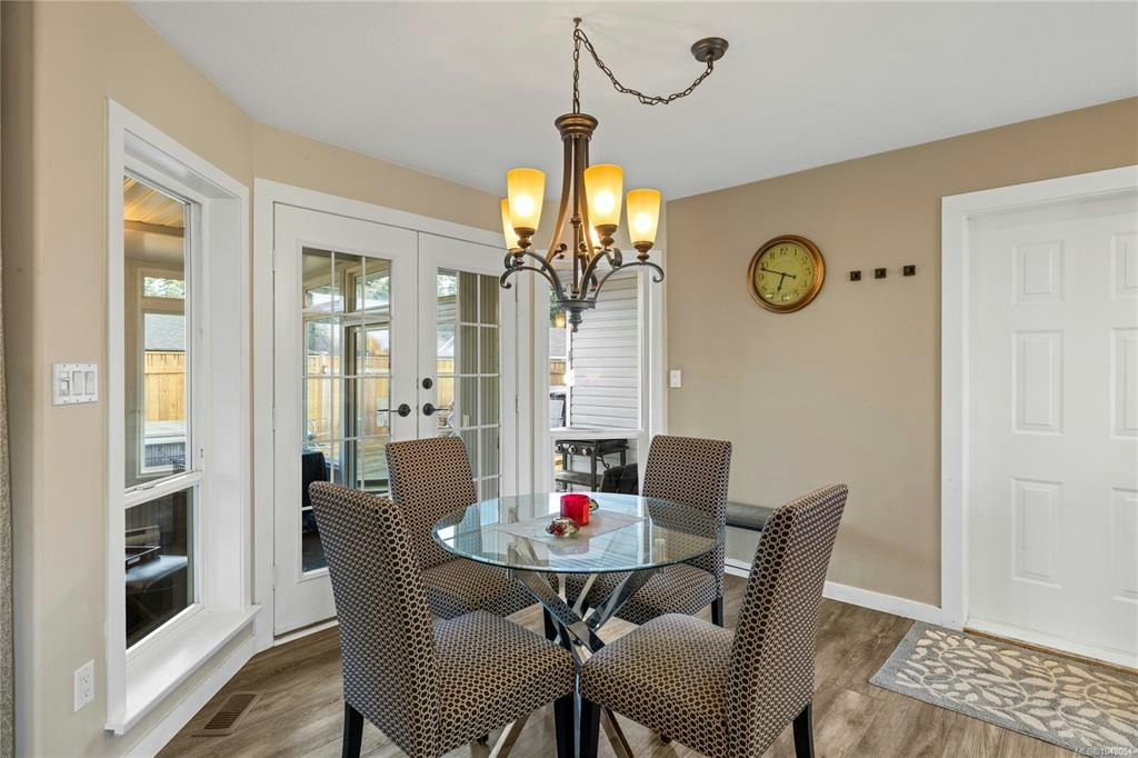 1605 Sharon Place - 4