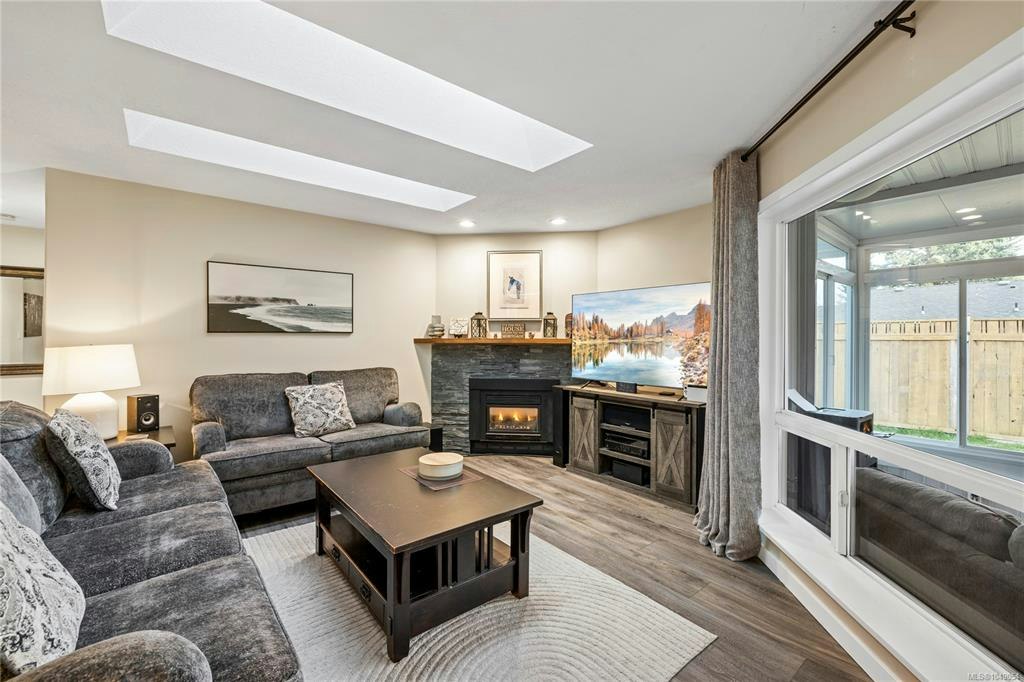 1605 Sharon Place - 2