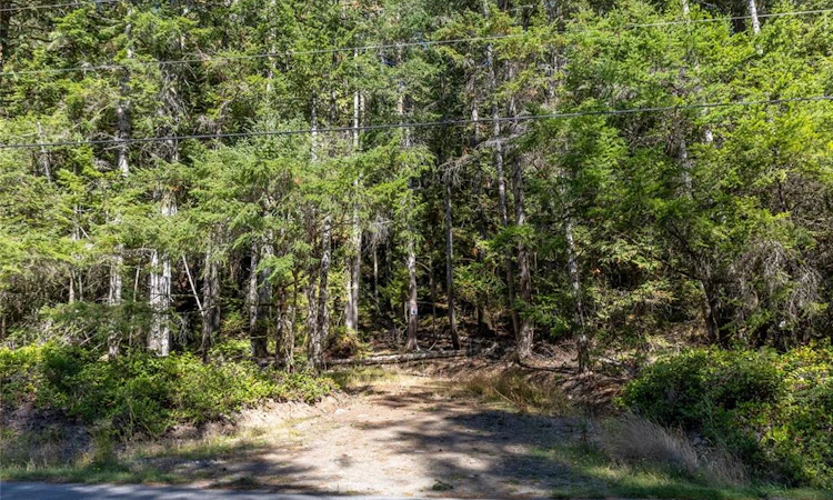 Lot 2 Schooner Way