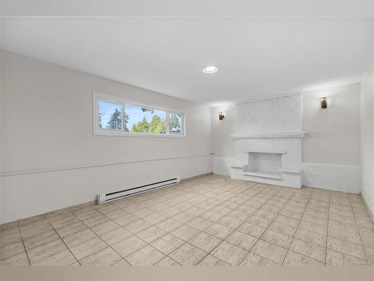 1575 Burton Avenue, Victoria, BC, V8T 2N3 - 19