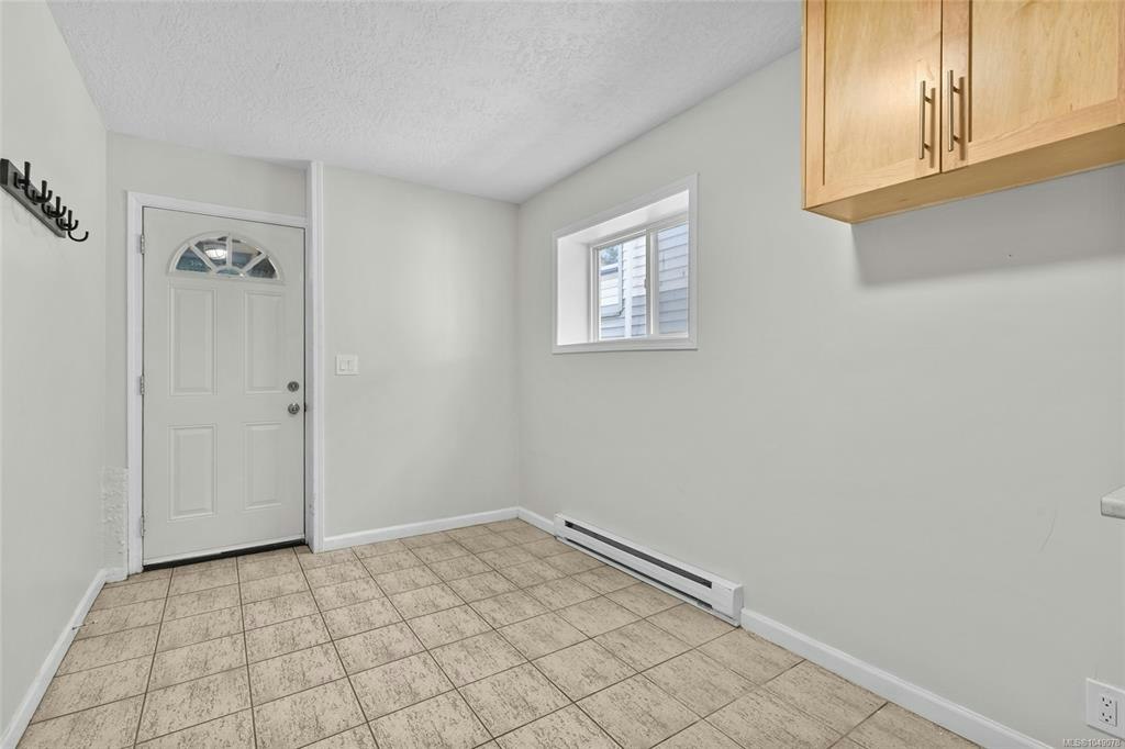 1575 Burton Avenue, Victoria, BC, V8T 2N3 - 21