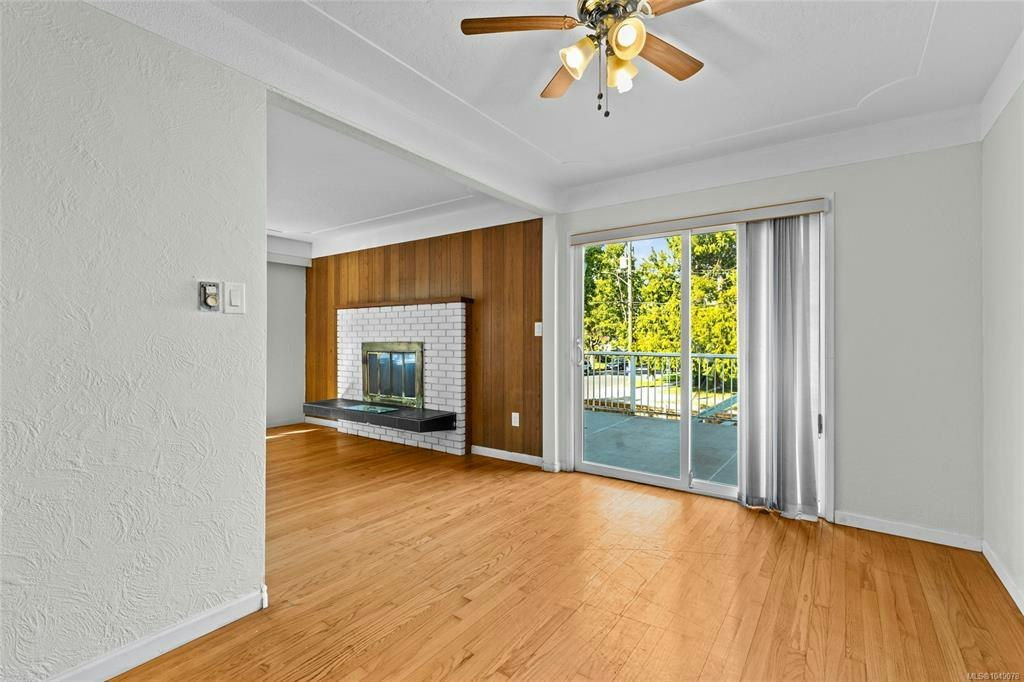 1575 Burton Avenue, Victoria, BC, V8T 2N3 - 5