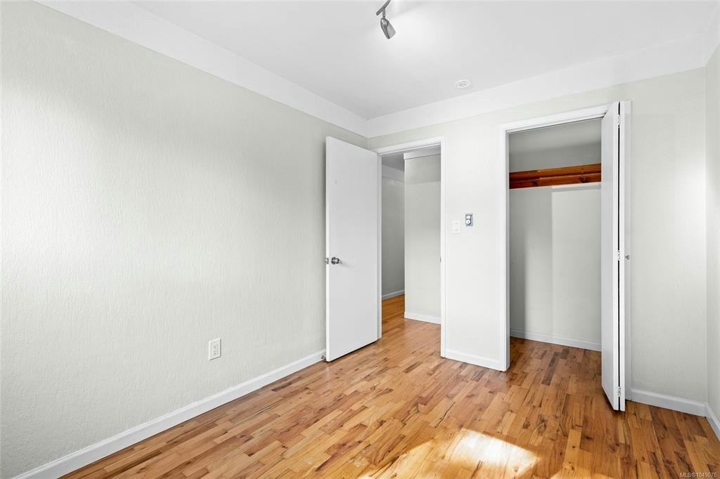 1575 Burton Avenue, Victoria, BC, V8T 2N3 - 12