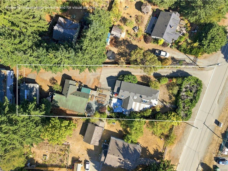 611 Pioneer Crescent, Parksville, BC, V9P 1T5 - 2
